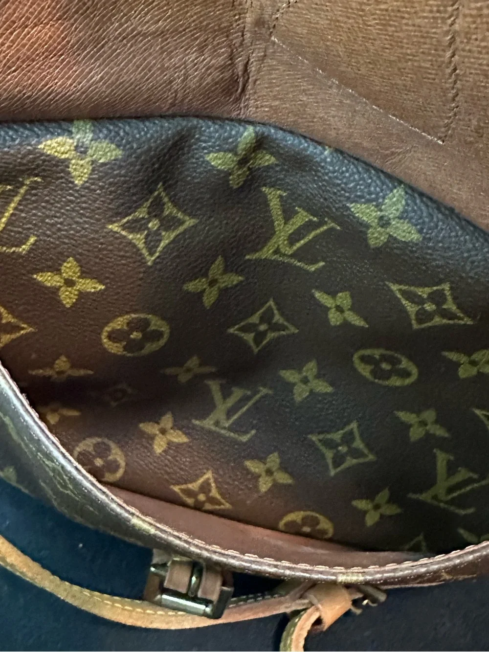 Louis Vuitton Jeune Fille MM crossbody bag Vintage w/ COA